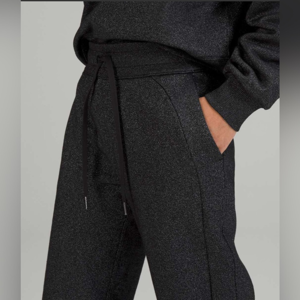 NWOT Lululemon Scuba Special Edition High Rise Jogger Sparkle Black